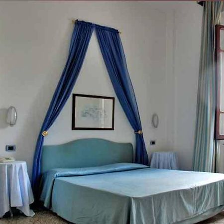 Hotel Miralago Castiglione del Lago Room photo